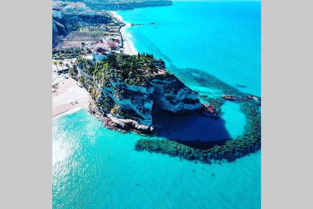 Acquarium Appartment Tropea Esterno foto