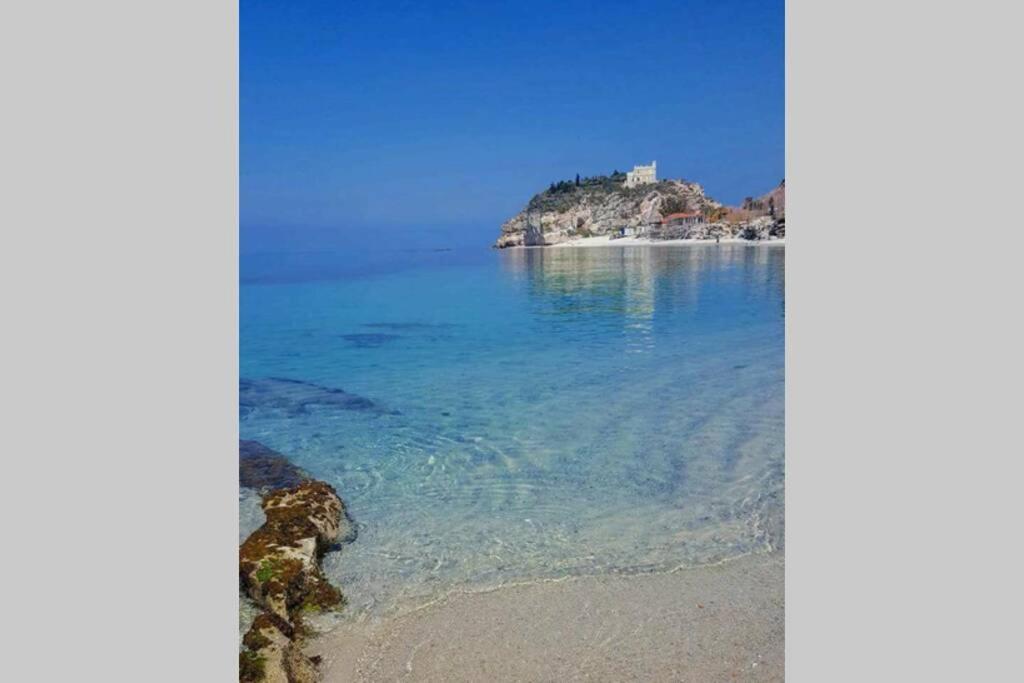 Acquarium Appartment Tropea Esterno foto