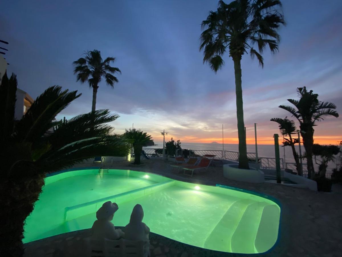 Acquarium Appartment Tropea Esterno foto